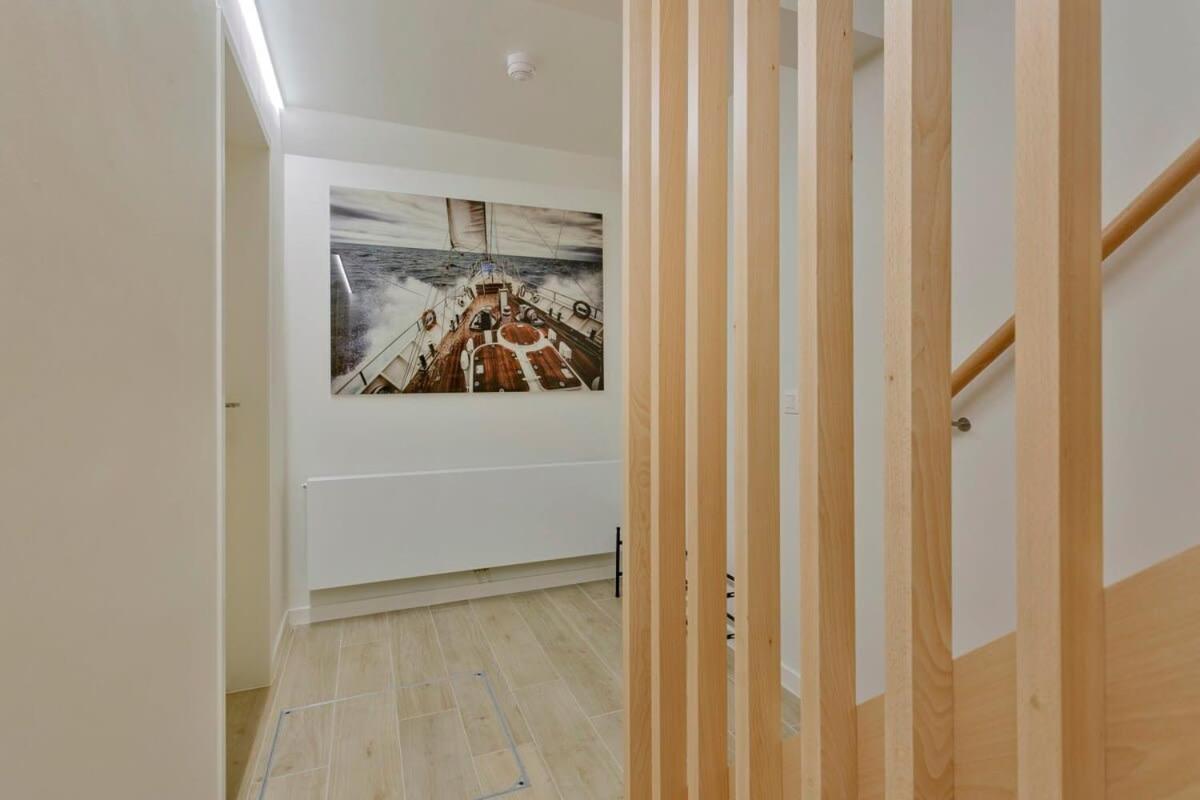 Huswell - Stunning Apartment At The Beachfront Of De Haan Esterno foto